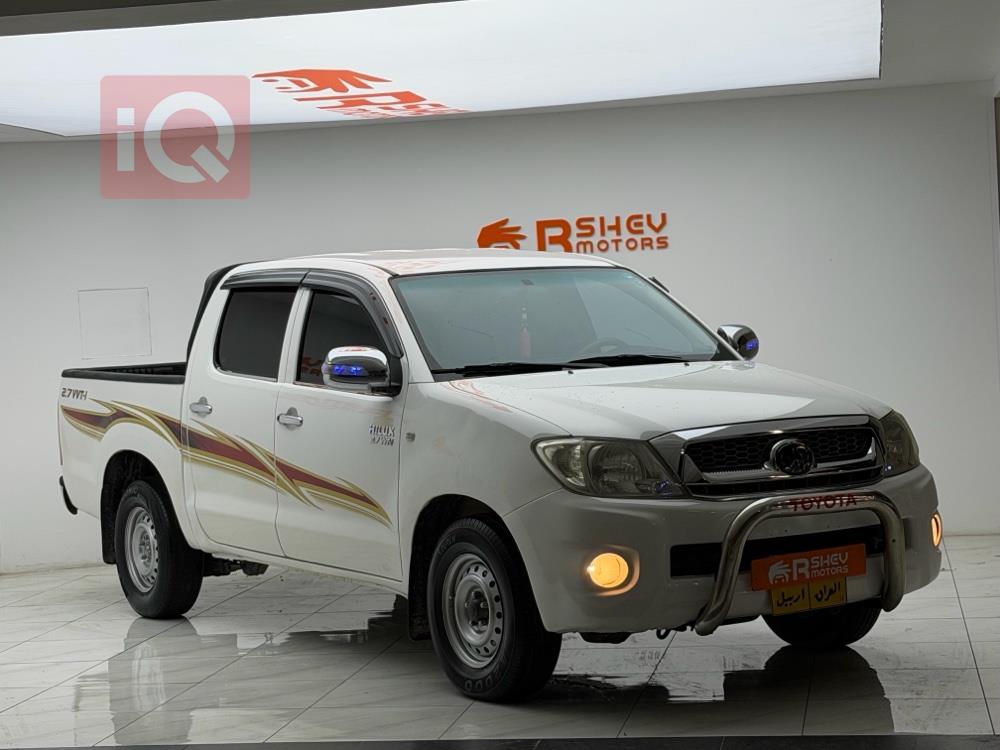 تويوتا هايلوكس